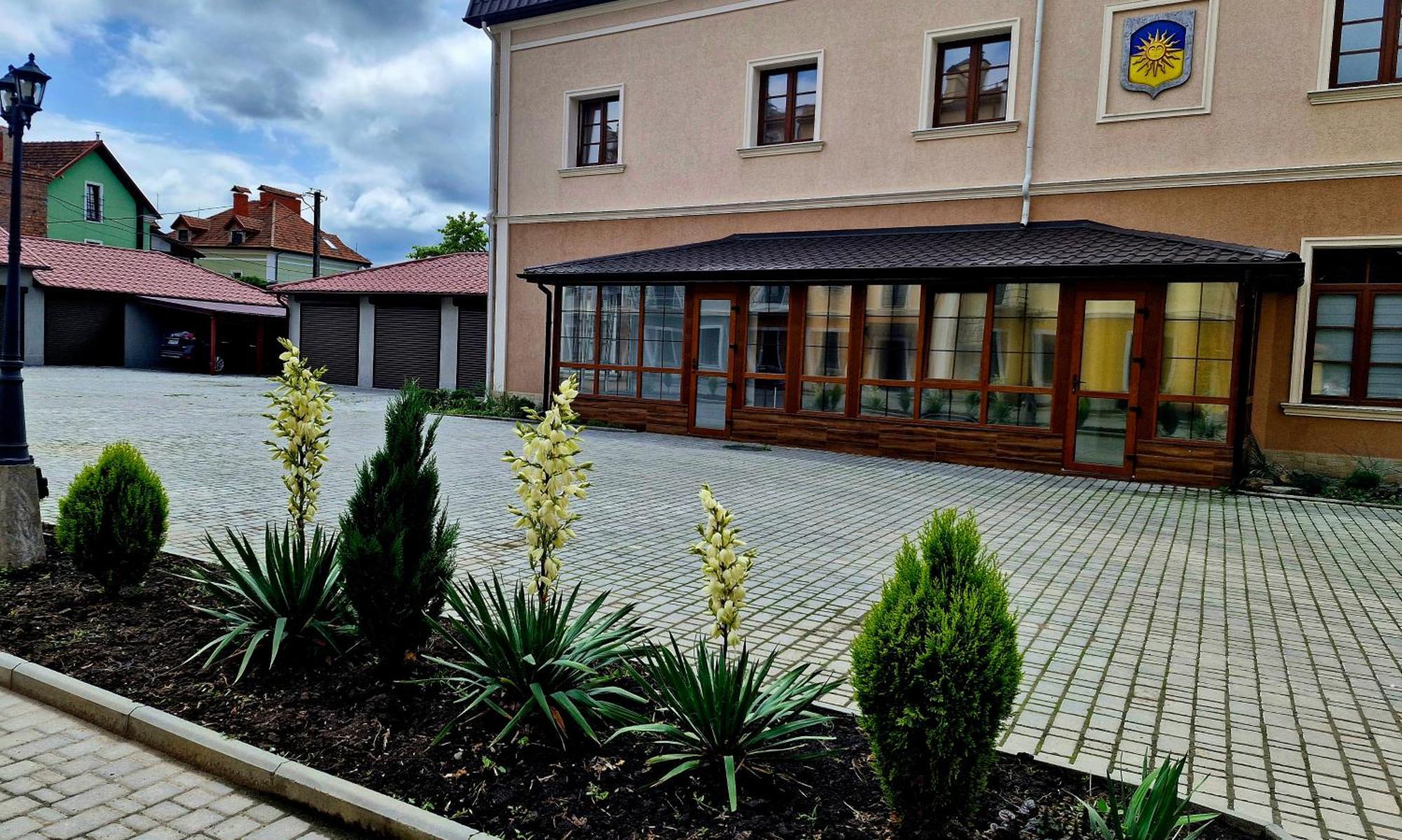 Апартаменти - Історія З Вікна Kamianets-Podilskyi Exterior photo